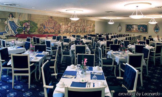 Chateau Louis Hotel & Conference Centre Едмонтон Ресторан фото