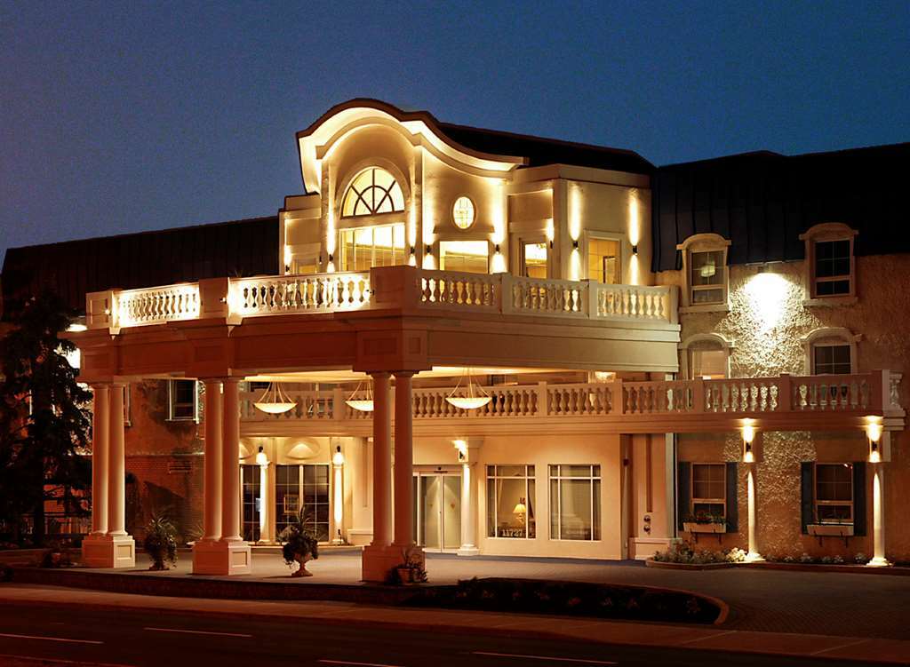 Chateau Louis Hotel & Conference Centre Едмонтон Екстер'єр фото